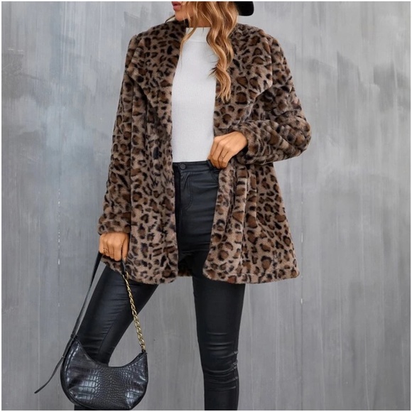 Cozy Leopard Print Vegan Fur Open Front Oversized Jacket - Picture 3 of 5